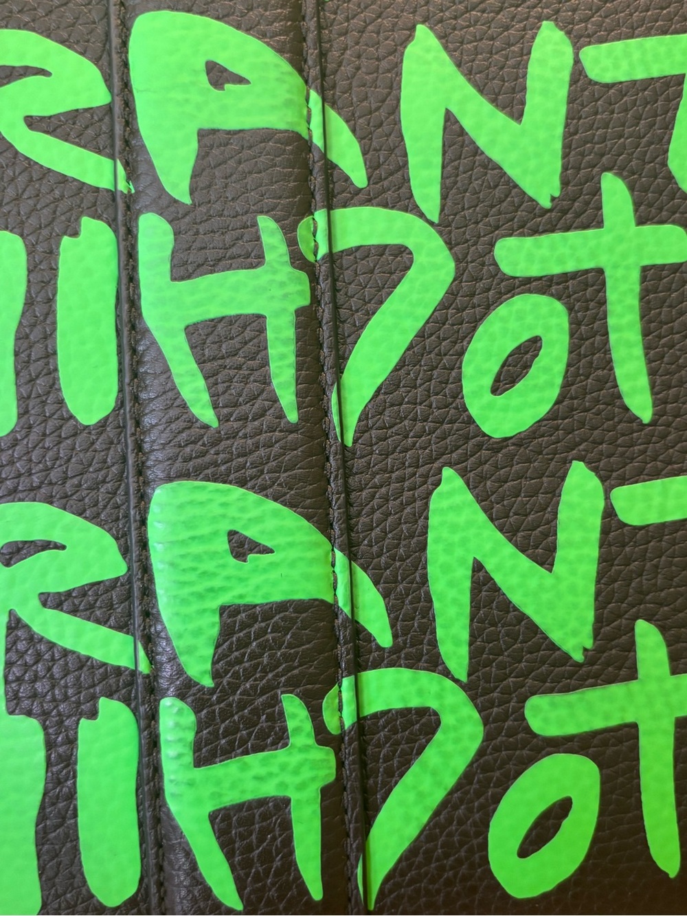 Marc Jacobs Black & Neon Green The Tote Bag - Sprouse limited edition - Picture 9 of 11